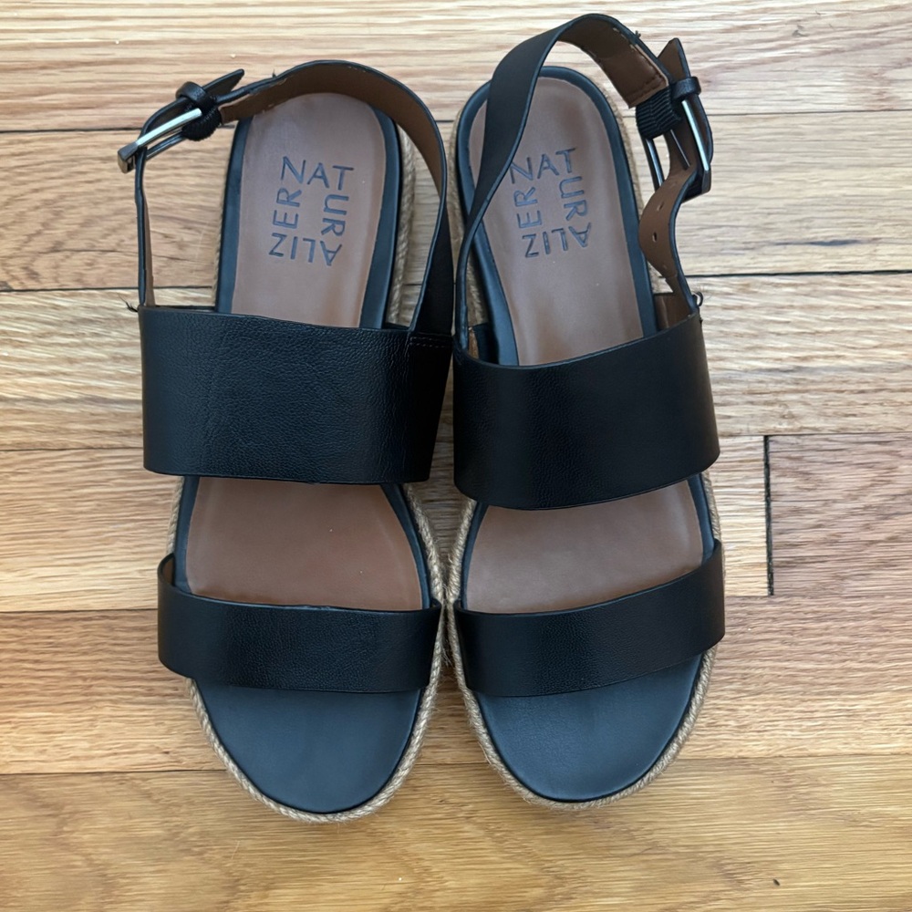 Naturalizer Patience Round Toe Platform SlingbackLeather Sandals Women’s 6 Black